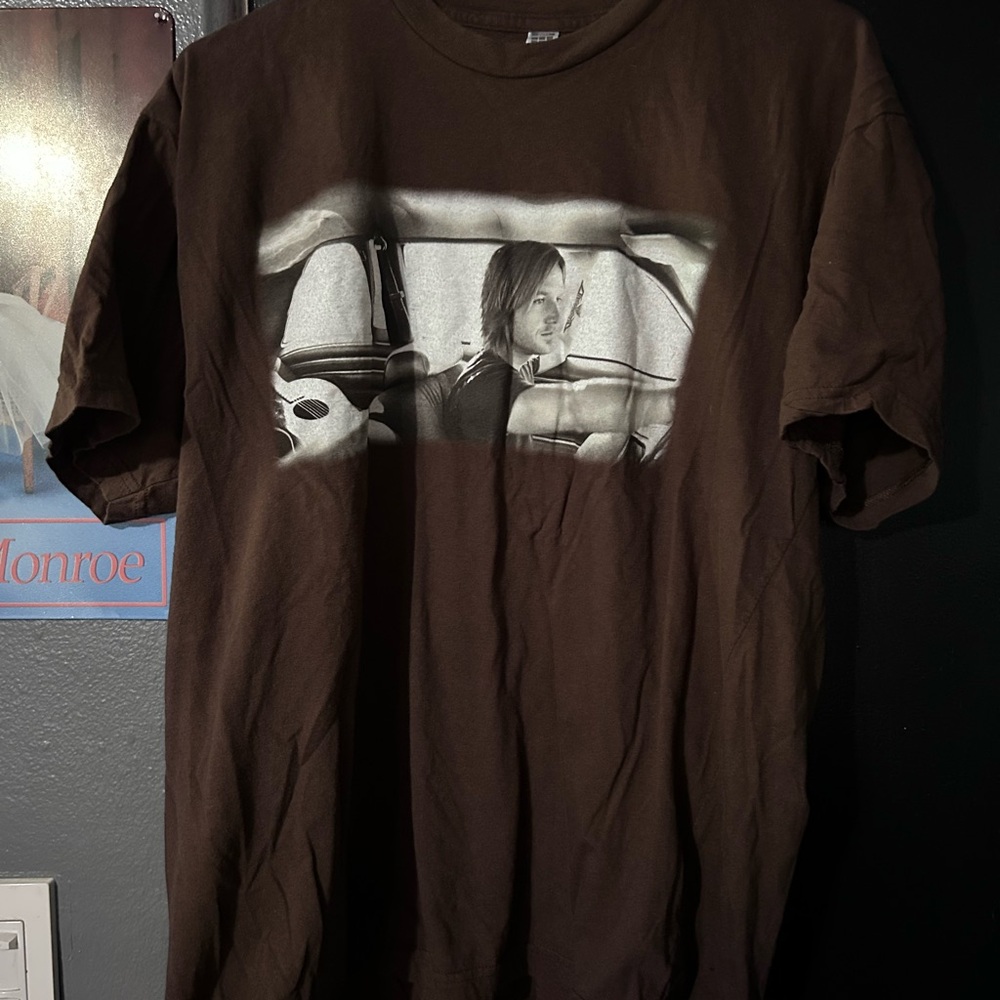 Keith Urban Brown Graphic T-Shirt
